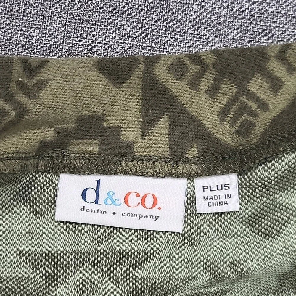 Denim Co Womens Jacquard Open Front Poncho Cardigan Plus One Size Green Printed